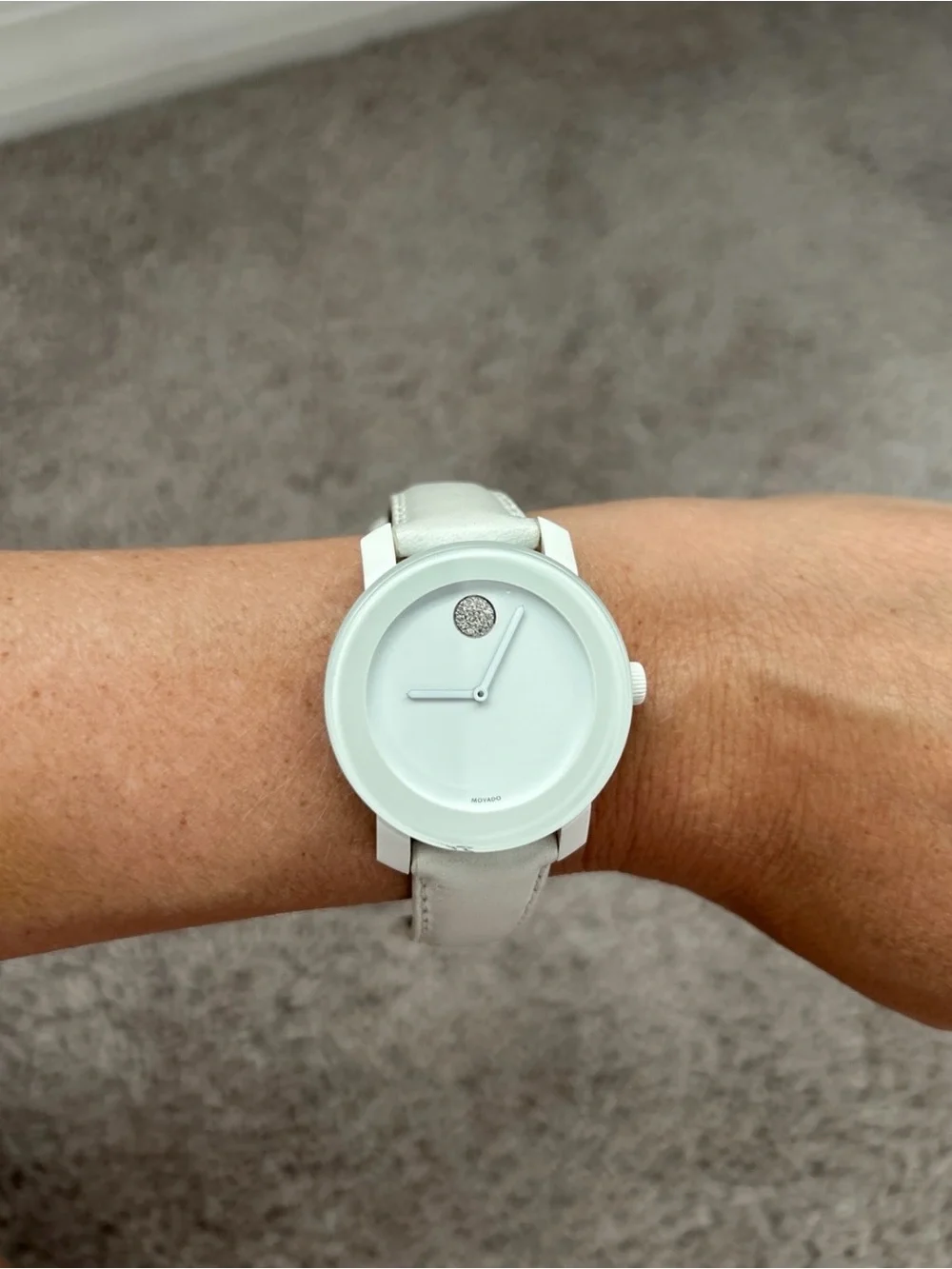 Movado Bold White Leather Strap Watch 🕰️